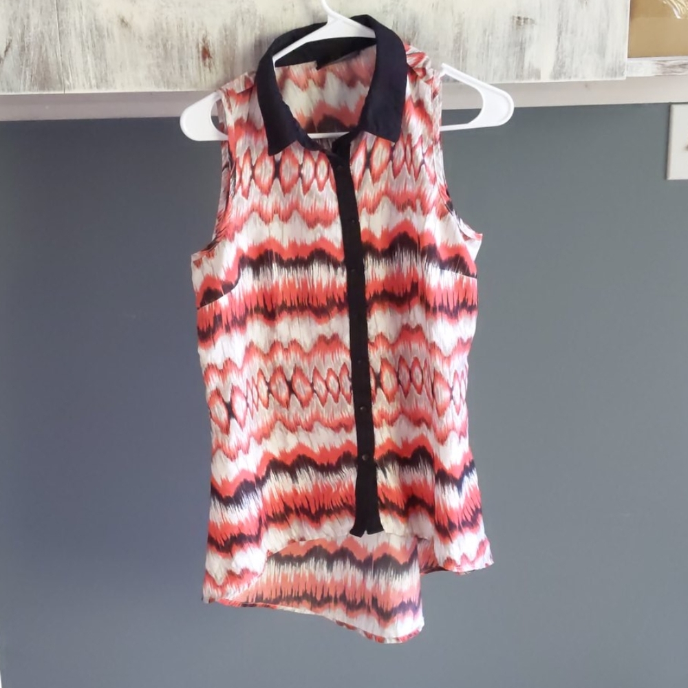 Cute dressy/casual collared high low tank